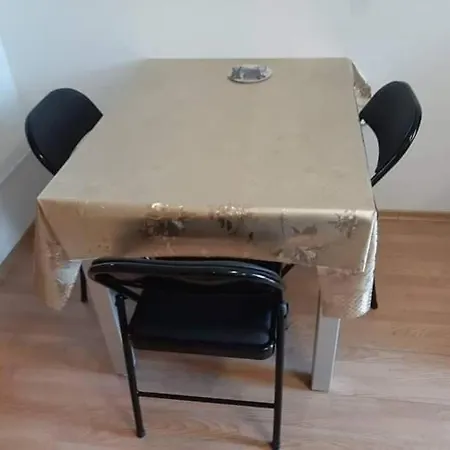 Jasna Oazis 아파트 라브다